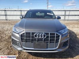 Audi Q7 2021 3