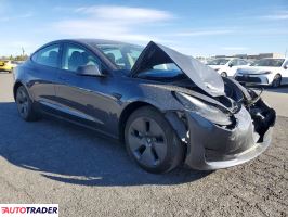 Tesla Model 3 2023