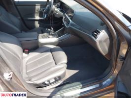 BMW 330 2019 2