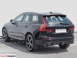 Volvo XC60 2018 2.0 147 KM