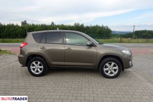Toyota RAV 4 2010 2.2 150 KM