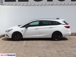 Opel Astra 2018 1.6 197 KM
