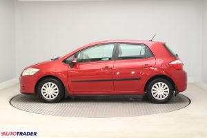 Toyota Auris 2012 1.3 97 KM