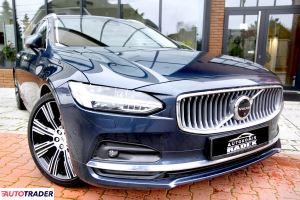 Volvo V90 2021 2.0 235 KM