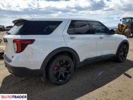 Ford Explorer 2021 3