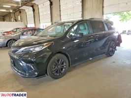 Toyota Sienna 2024 2