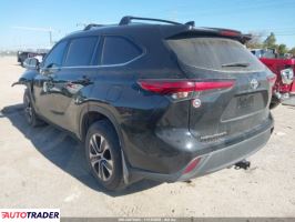 Toyota Highlander 2020 3