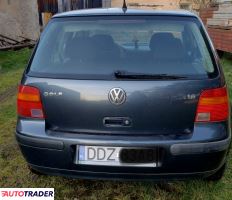 Volkswagen Golf 2001 1.6 105 KM
