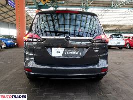 Opel Zafira 2016 1.4 140 KM