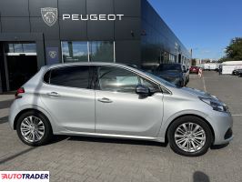 Peugeot 208 2016 1.2 110 KM