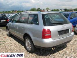 Audi A4 1999 2.5 150 KM