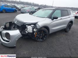 Mitsubishi Outlander 2024 2