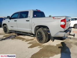 Toyota Tundra 2021 5
