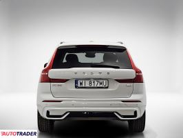 Volvo XC60 2023 2.0 310 KM