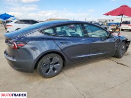 Tesla Model 3 2022 Tesla Model 3 2022