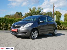 Toyota Yaris 2008 1.3 87 KM