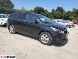 Kia Sedona 2018 3