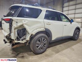 Nissan Pathfinder 2022 3