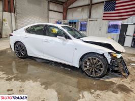 Lexus IS 2021 3