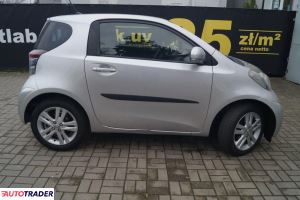 Toyota iQ 2011 1.3 98 KM