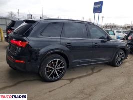 Audi Q7 2024 3
