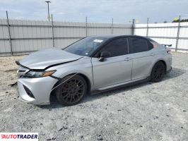 Toyota Camry 2020 3