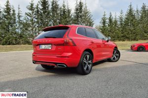 Volvo XC60 2019 2.0 190 KM