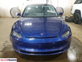 Tesla Model 3 2024