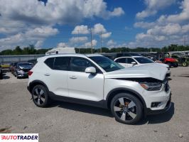 Volvo XC40 2021