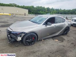 Lexus IS 2021 3