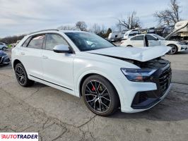 Audi Q8 2021 3