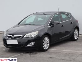 Opel Astra 2011 1.6 113 KM