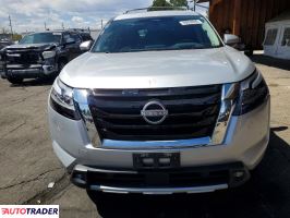 Nissan Pathfinder 2022 3