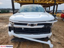 Chevrolet Silverado 2022 3