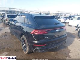 Audi Q8 2021 3