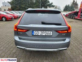 Volvo V90 2017 2.0 235 KM