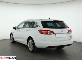 Opel Astra 2016 1.6 134 KM