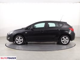 Opel Astra 2012 1.4 118 KM