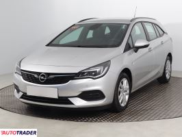 Opel Astra 2020 1.2 143 KM