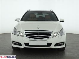 Mercedes E-klasa 2010 1.8 181 KM Mercedes E-klasa 2010 1.8 181 KM