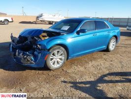 Chrysler 300C 2021 3