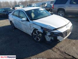 Hyundai Elantra - zobacz ofertę