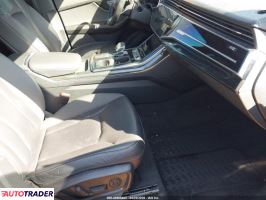 Audi Q8 2021 3