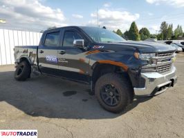 Chevrolet Silverado 2022 3