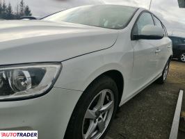 Volvo V60 2017 2.0 120 KM