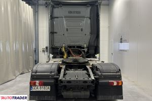 Mercedes Actros