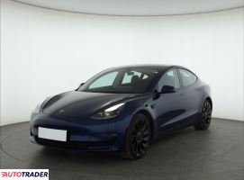 Tesla Model 3 2022 505 KM