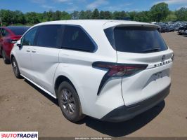 Toyota Sienna 2024 2