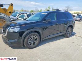 Nissan Pathfinder 2024 3