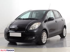 Toyota Yaris 2008 1.3 99 KM